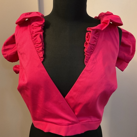 7. NWT Making The Cut Fushcia Pink Ruffle Sleeveless V-Neck Top Size Large - Picture 6 of 12